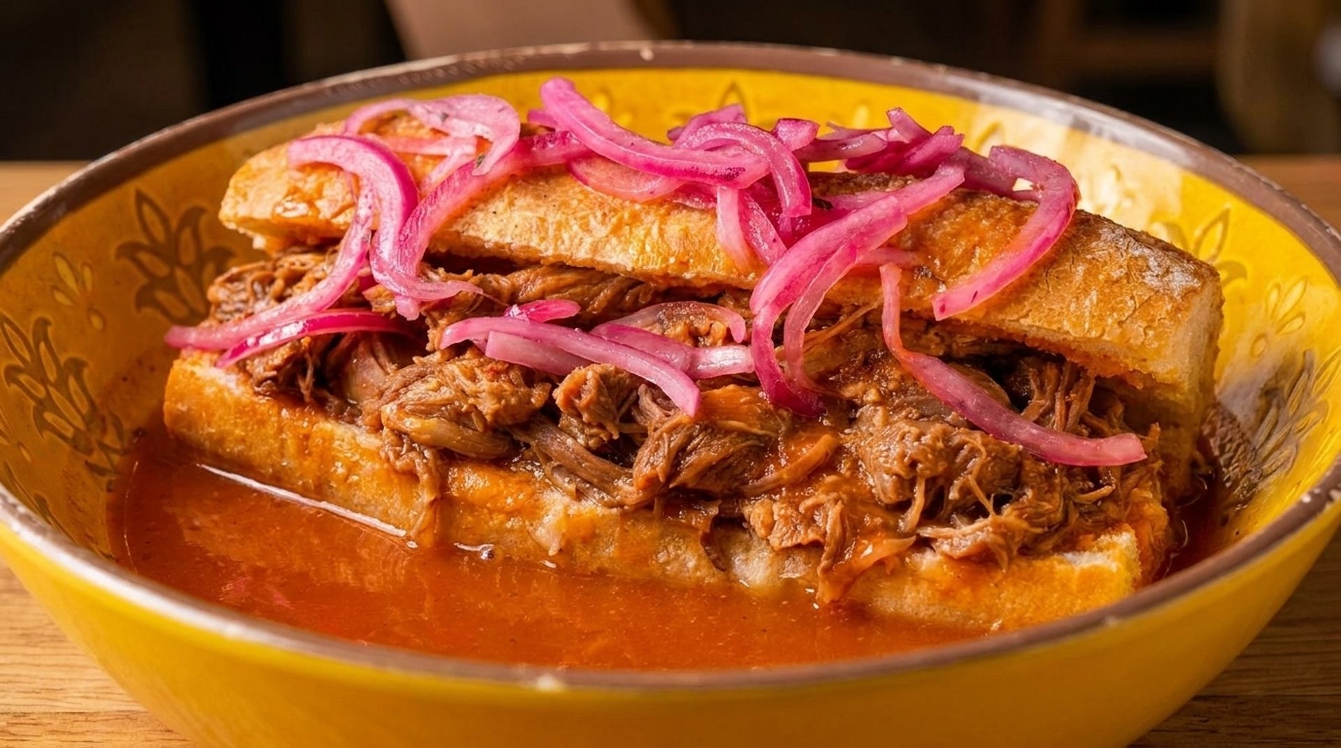 Torta Ahogada, Mole, Birria